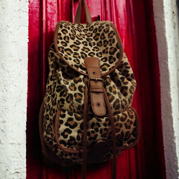 Leopard print back pack - Picture 5 of 6